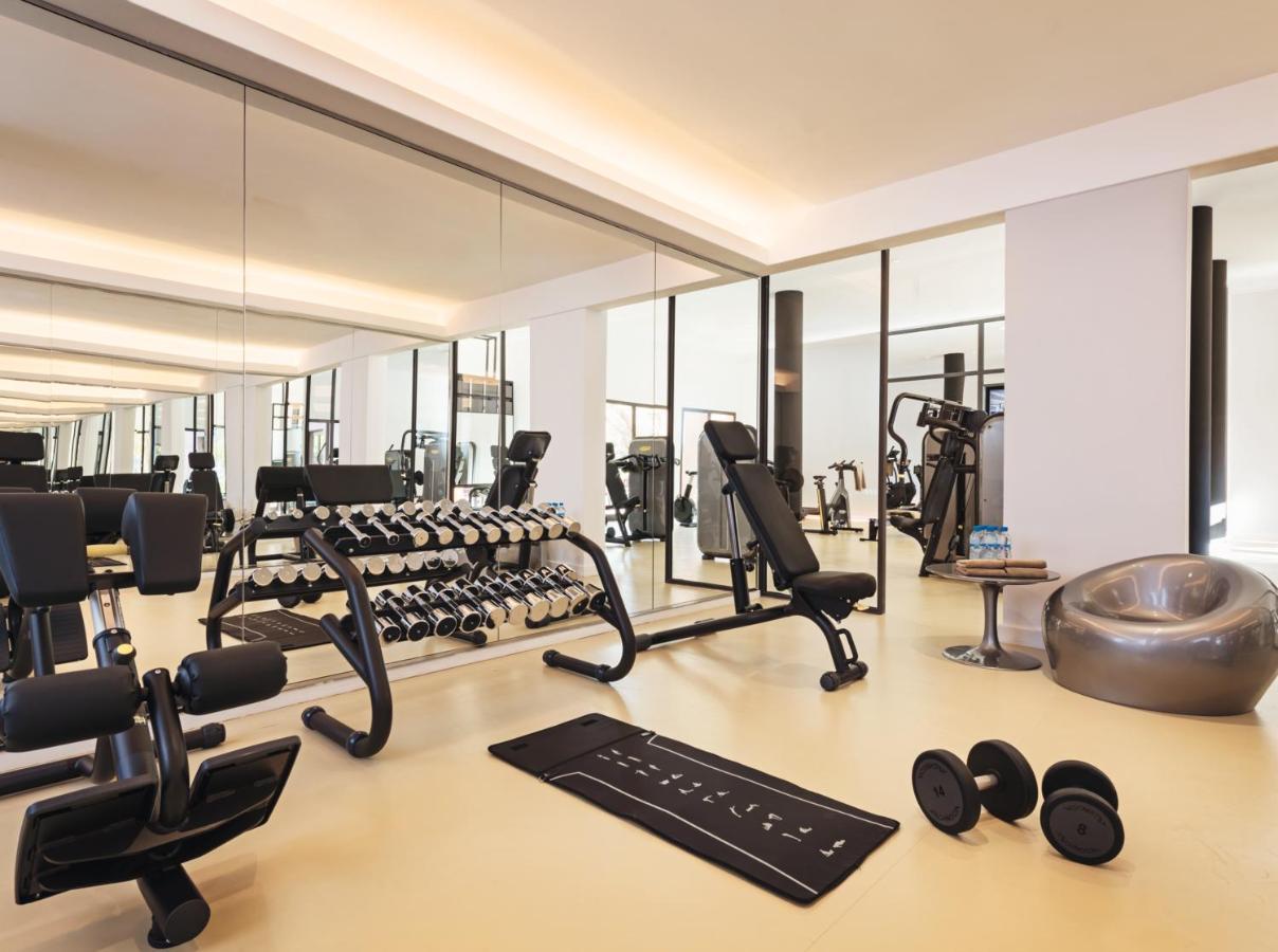 Moevenpick Hotel City Star Djedda Buitenkant foto The gym at the hotel