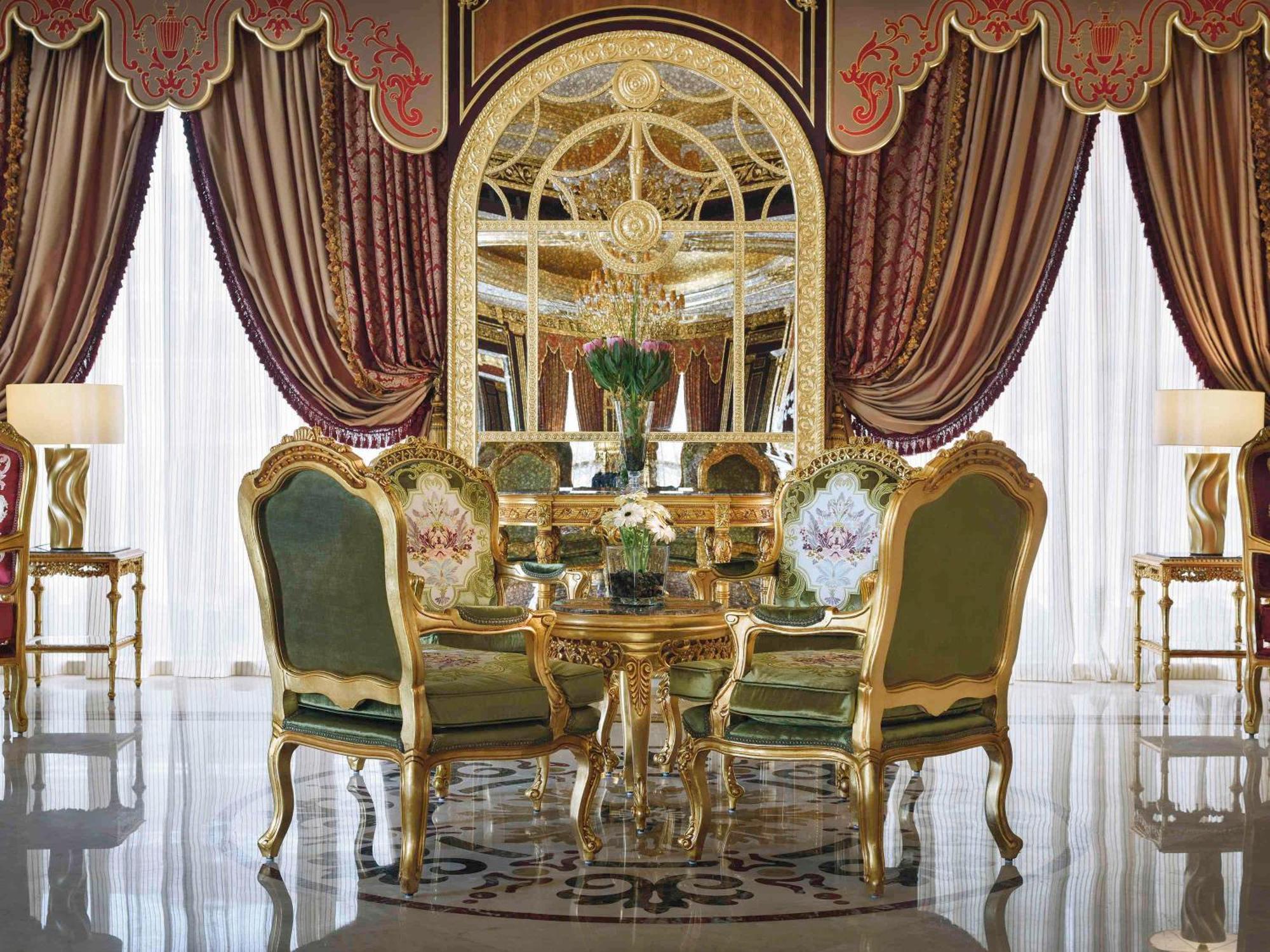 Moevenpick Hotel City Star Djedda Buitenkant foto A dining room