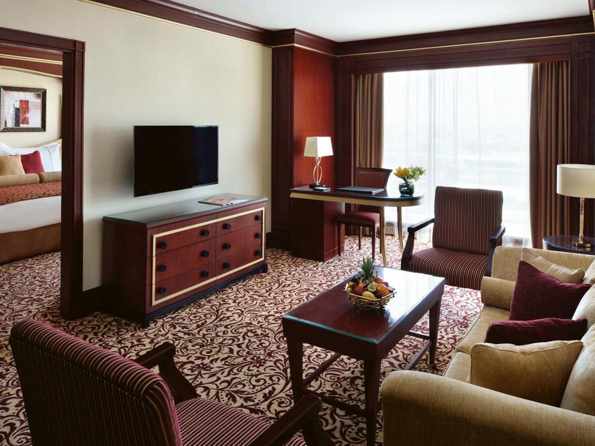 Moevenpick Hotel City Star Djedda Buitenkant foto A suite at the Ritz-Carlton, Dubai